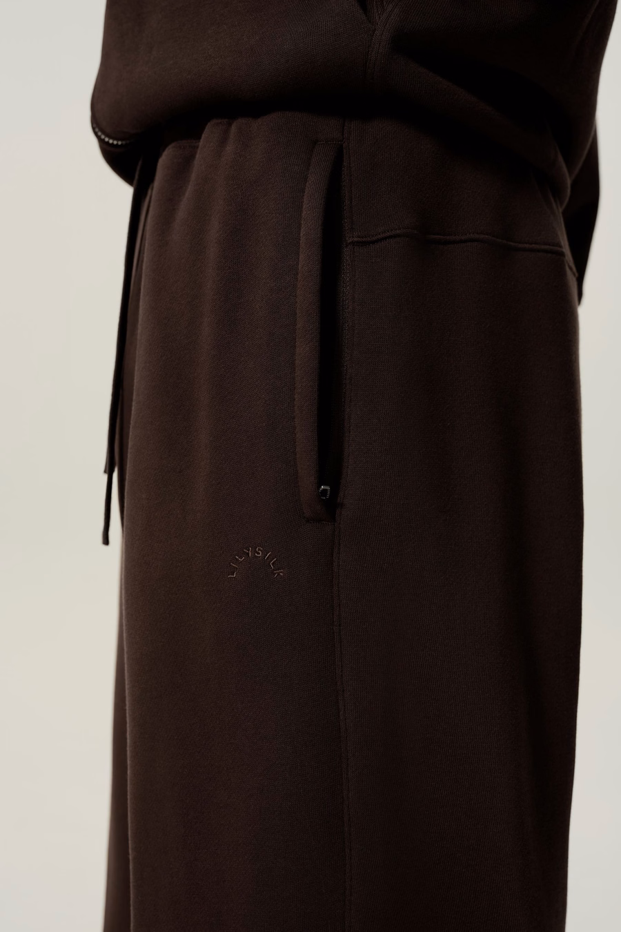 Pantalons droits en soie SILKERRY®
