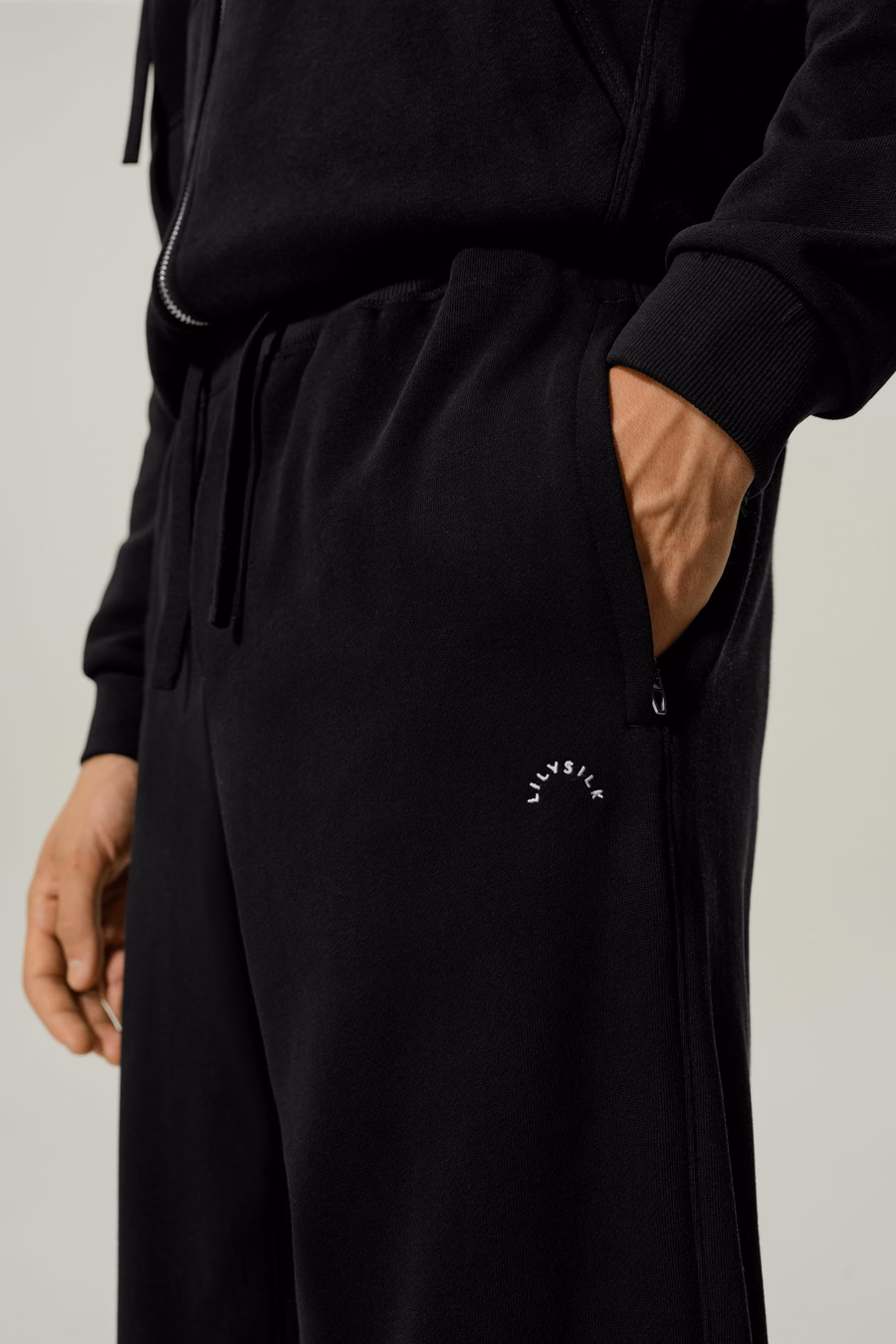 Pantalons droits en soie SILKERRY®