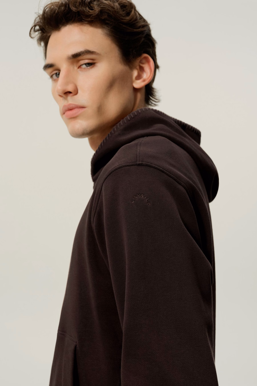 Haut à capuche Silkerry pour hommes