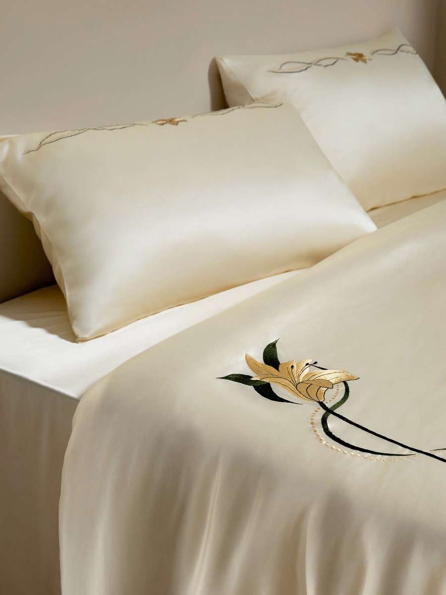 Paquet de 2 housses de coussin en soie avec broderie de lis