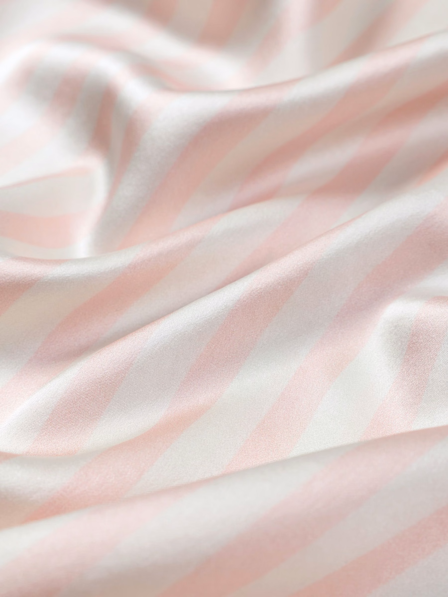Housse de Coussin Enveloppe Rayée en Charmeuse
