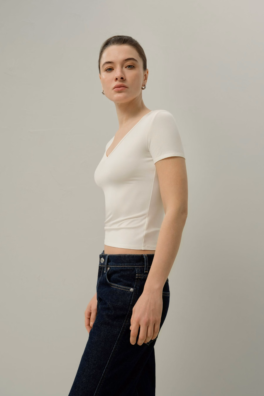 Silk Breeze Jersey V-neck Tee