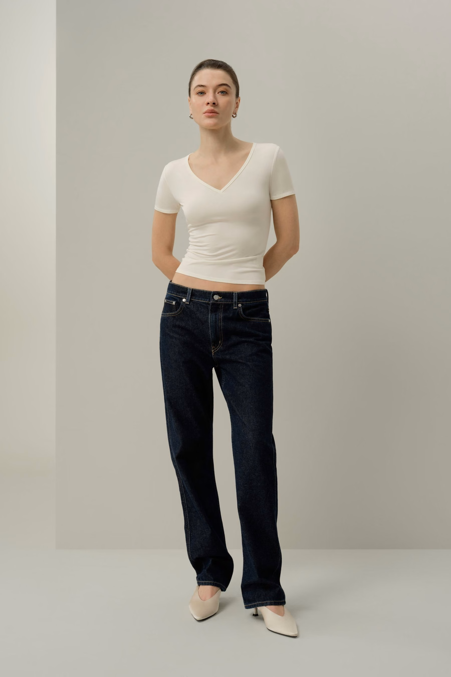 Silk Breeze Jersey V-neck Tee