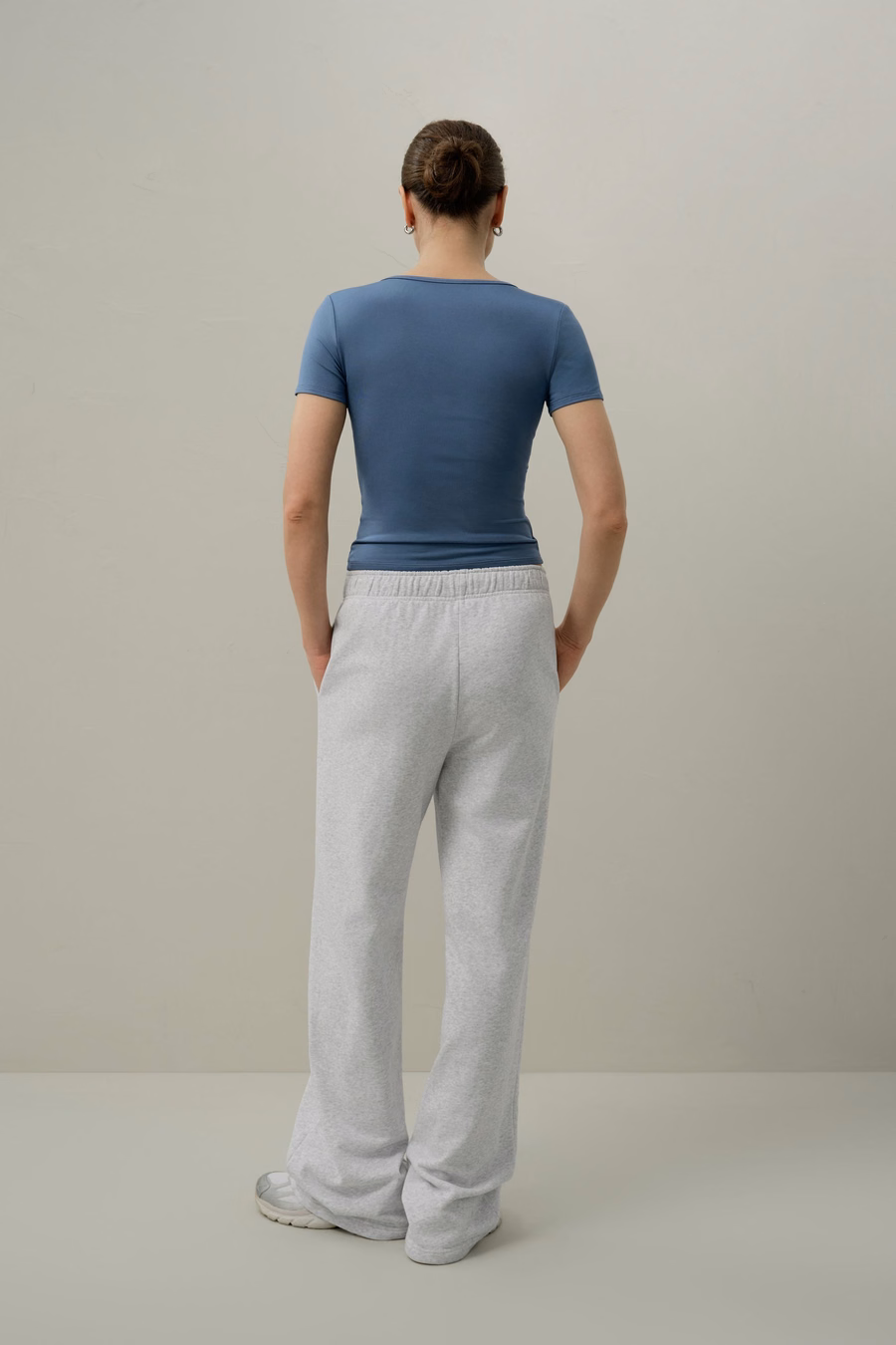 Silk Breeze Jersey V-neck Tee