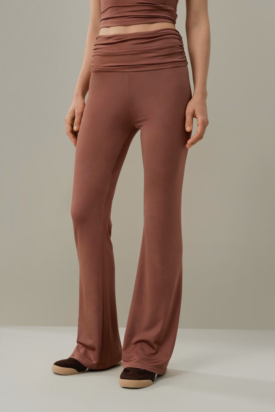 Pantalons Fluid Flare en Jersey de Soie Breeze