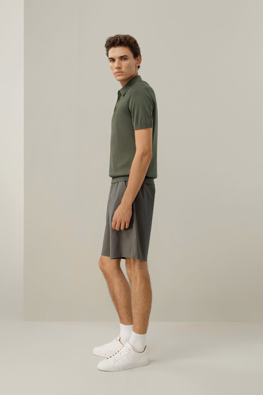 Polo Regular-Fit en Soie-Coton à Col en V