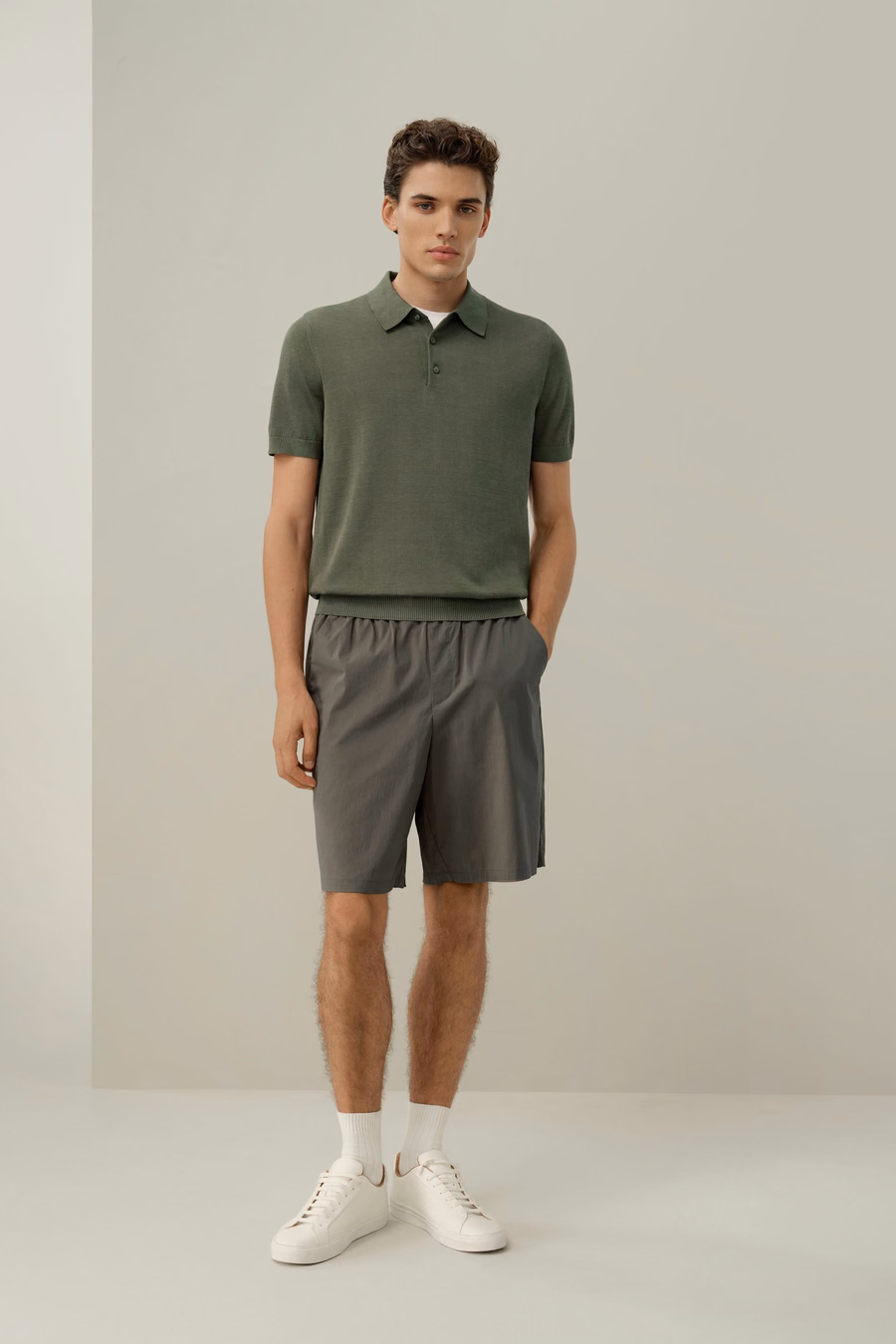 Polo Regular-Fit en Soie-Coton à Col en V