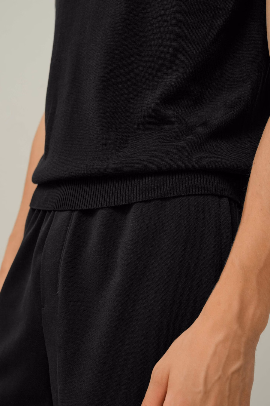 Polo Regular-Fit en Soie-Coton à Col en V
