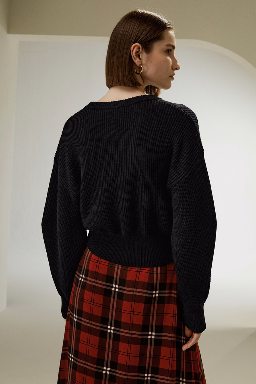 Pull en laine mérinos à col rond et épaules tombantes