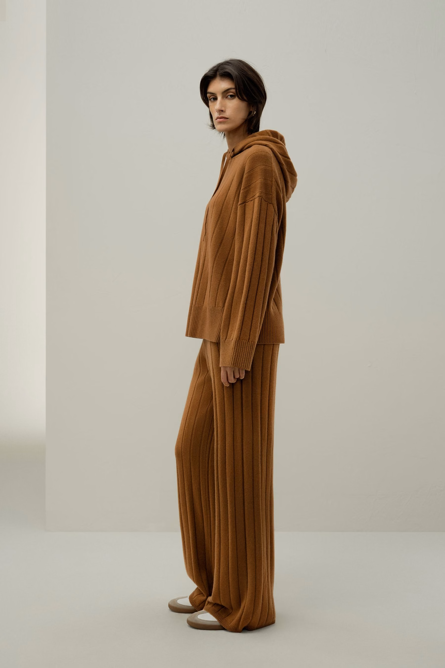 Pantalons à jambes larges côtelés