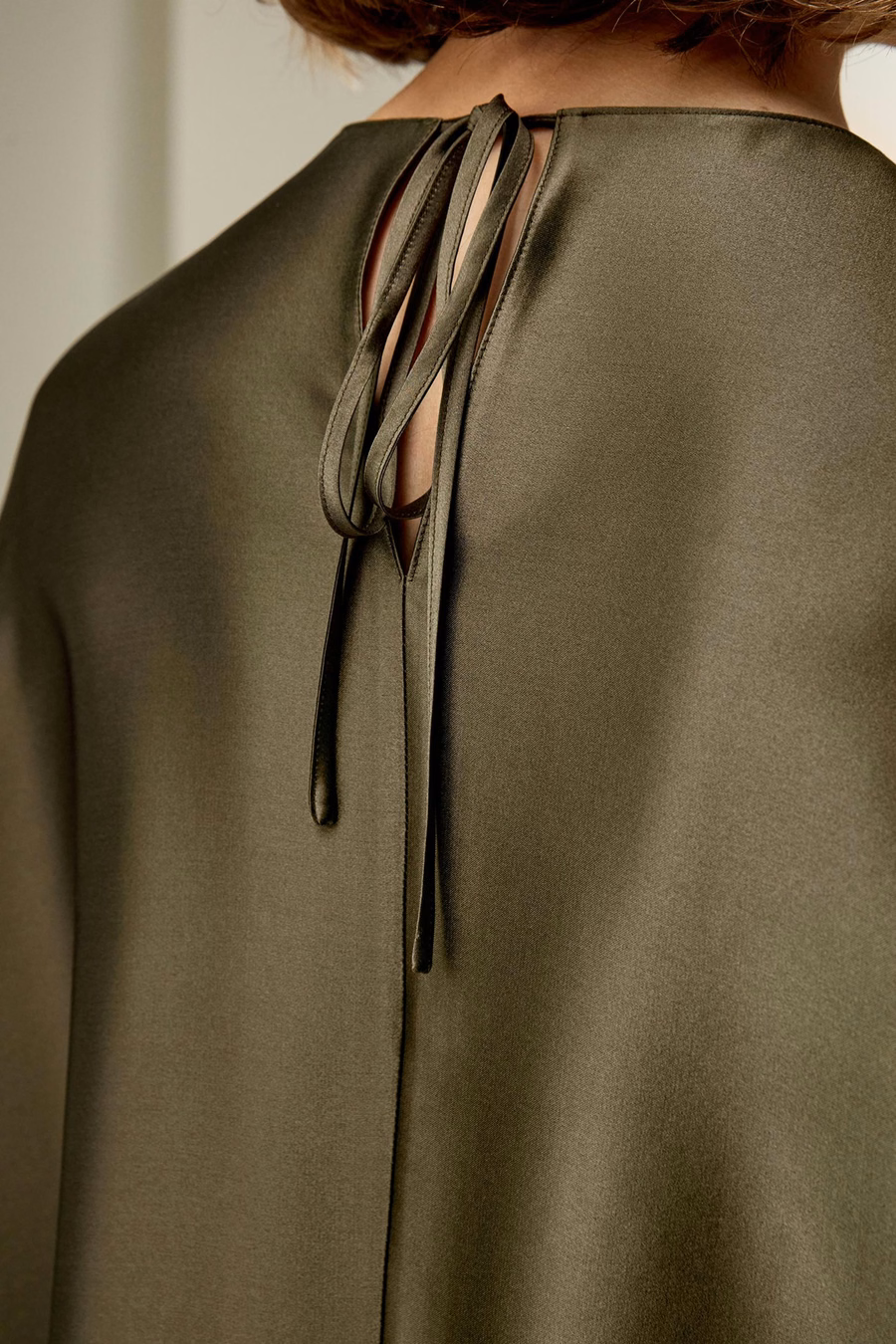 Blouse en soie décontractée à col rond