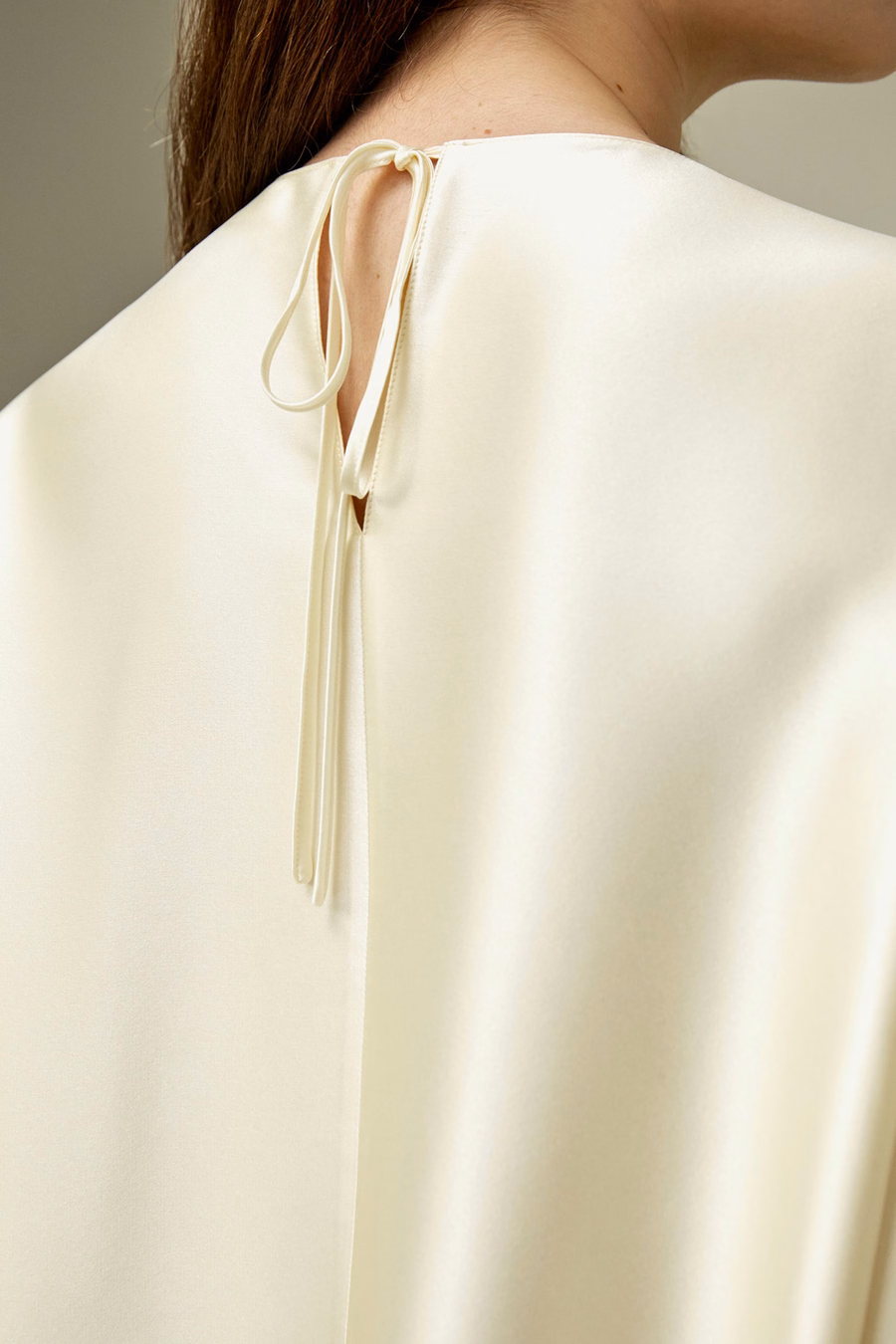 Blouse en soie décontractée à col rond