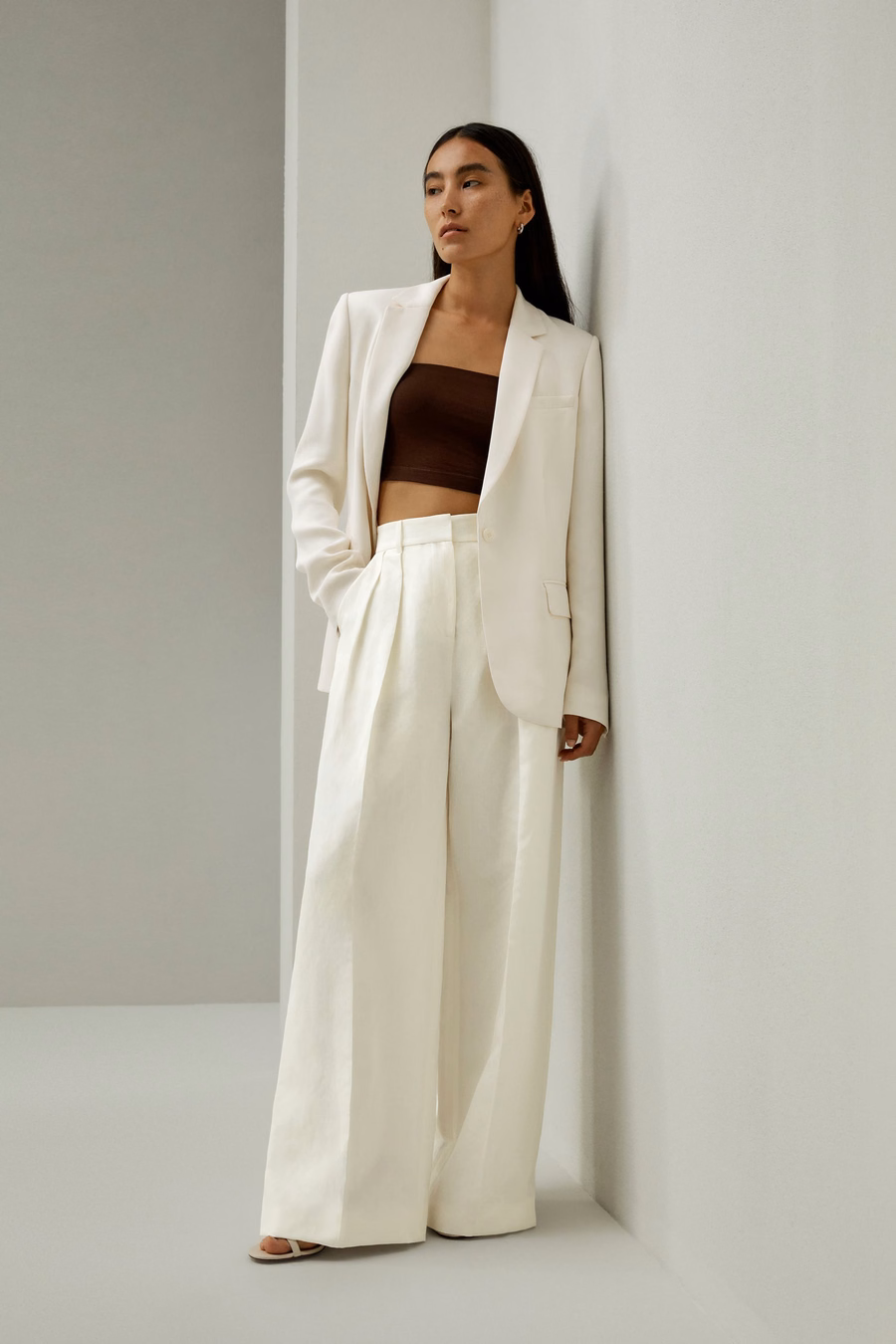 pantalon en soie et lin à plis frontaux