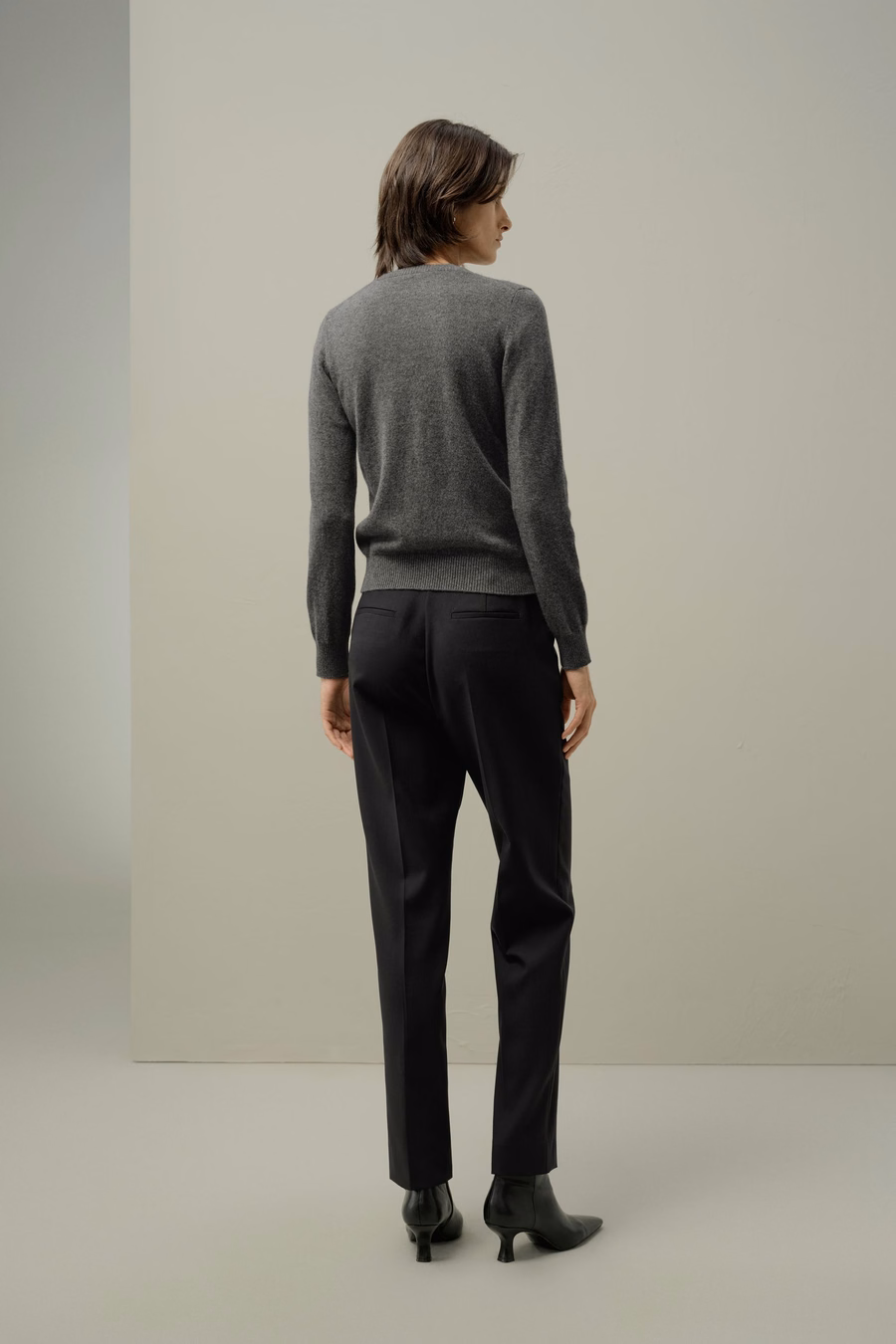 Cardigan ajusté en cachemire à col rond