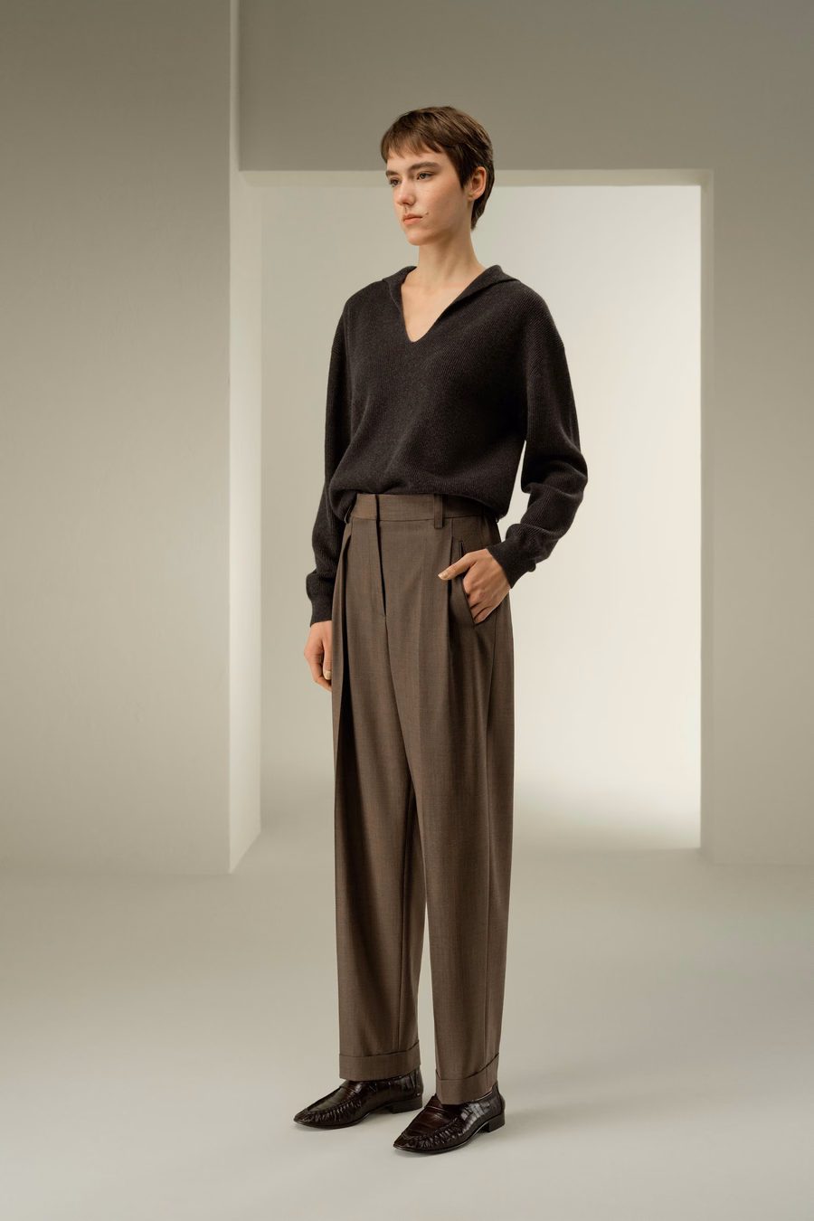 Pantalons à jambes en forme de baril en soie et laine de La Havane