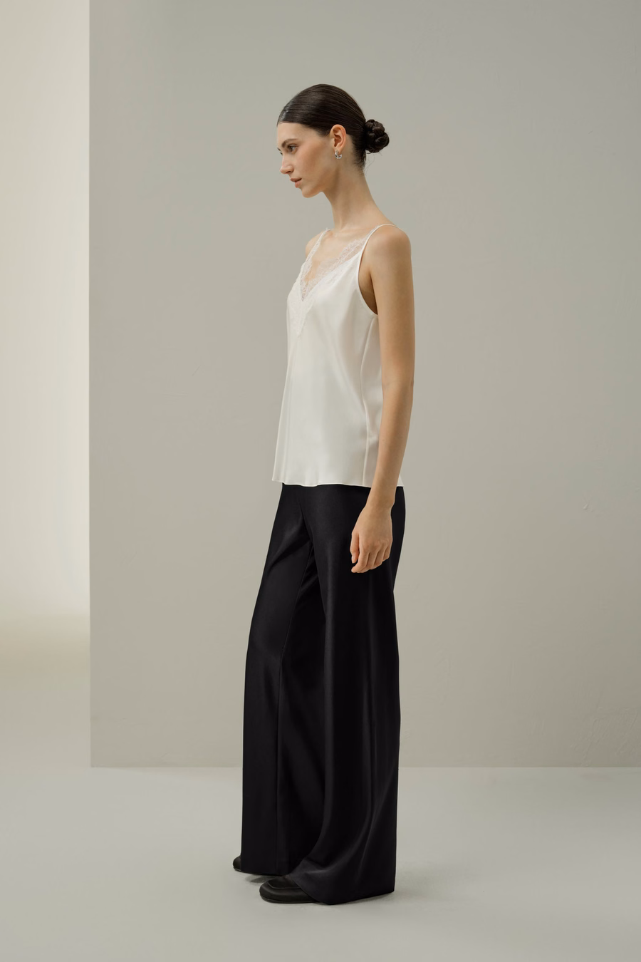 Camisole en soie avec dentelle