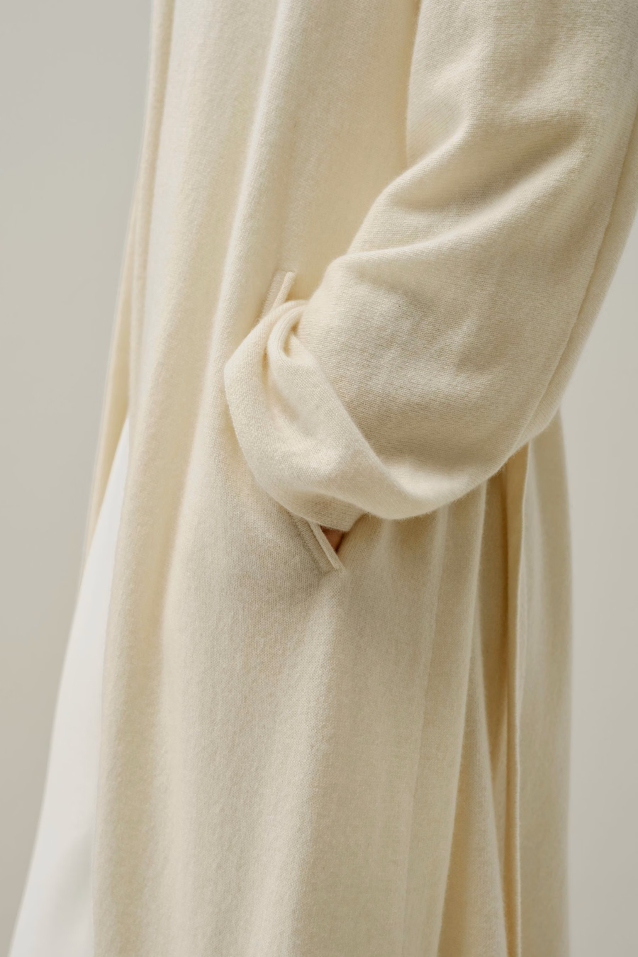 Cardigan en cachemire longueur mollet