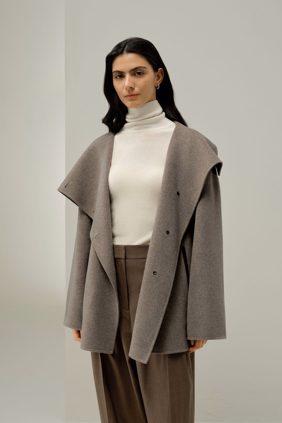 Manteau en Mélange Soie-Laine à Col Convertible