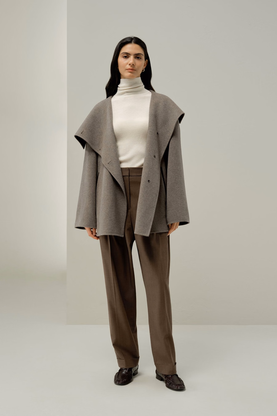 Manteau en Mélange Soie-Laine à Col Convertible