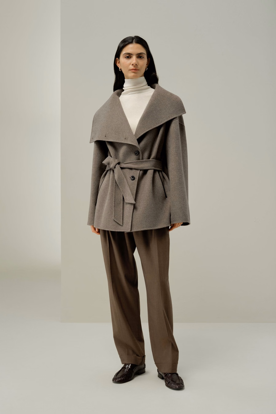 Manteau en Mélange Soie-Laine à Col Convertible