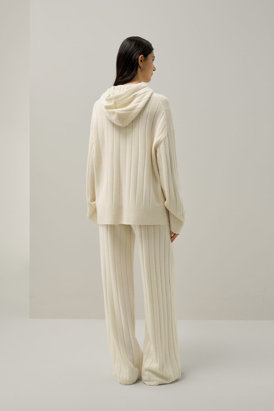 Haut Tricot à Capuche Côtelé