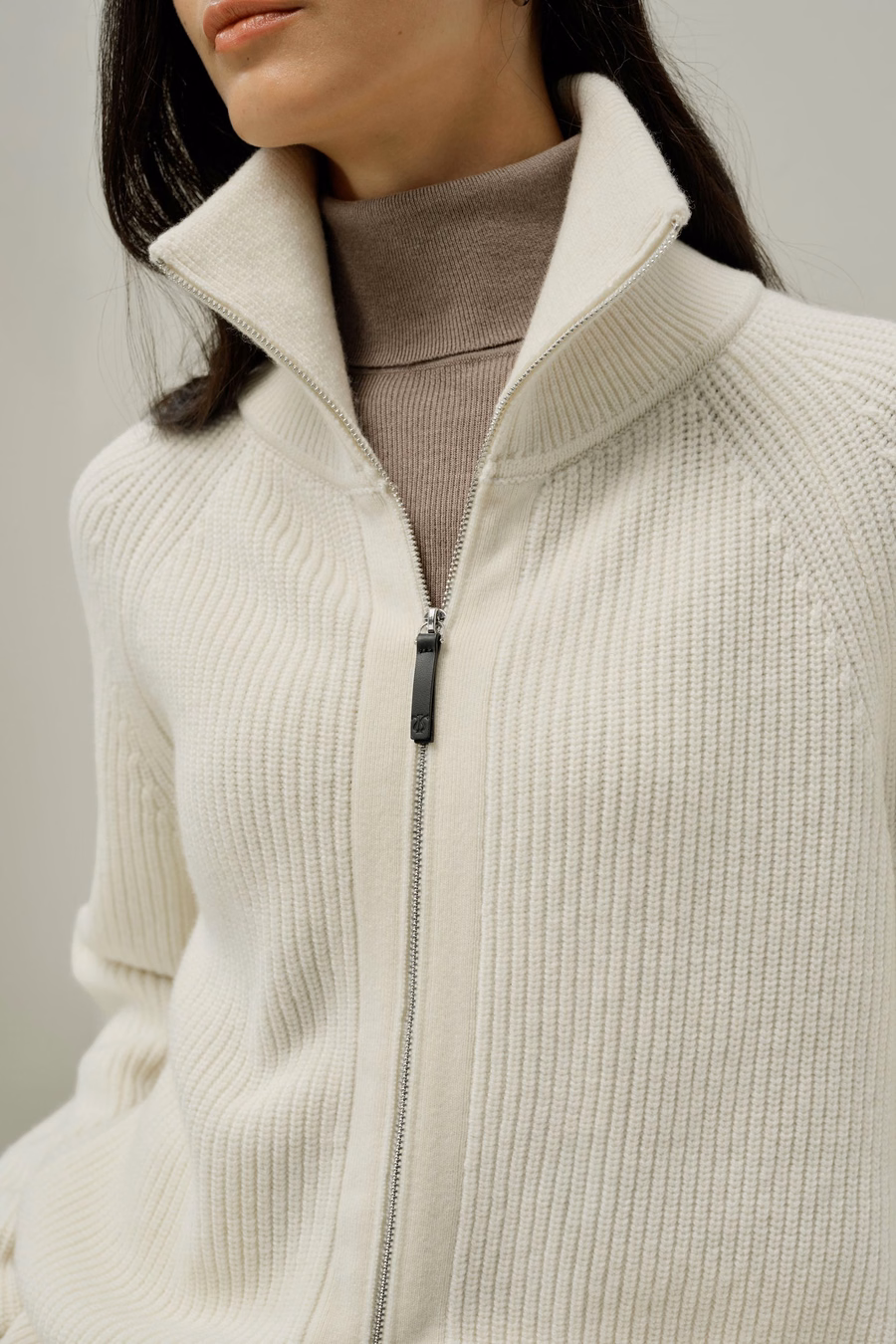 Cardigan à zip col montant en tricot côtelé