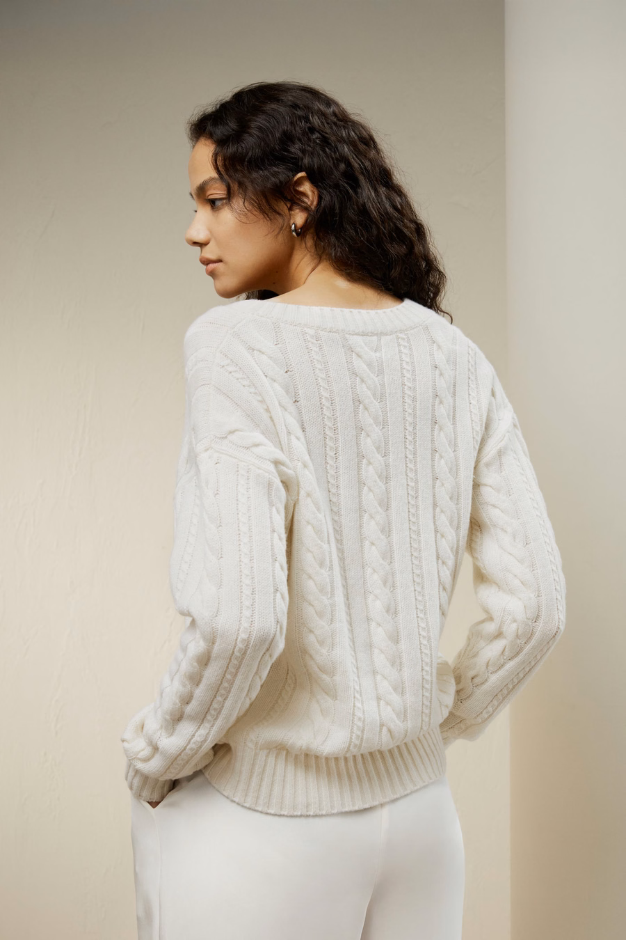 Pull en laine mélangée cachemire en tricot à câbles