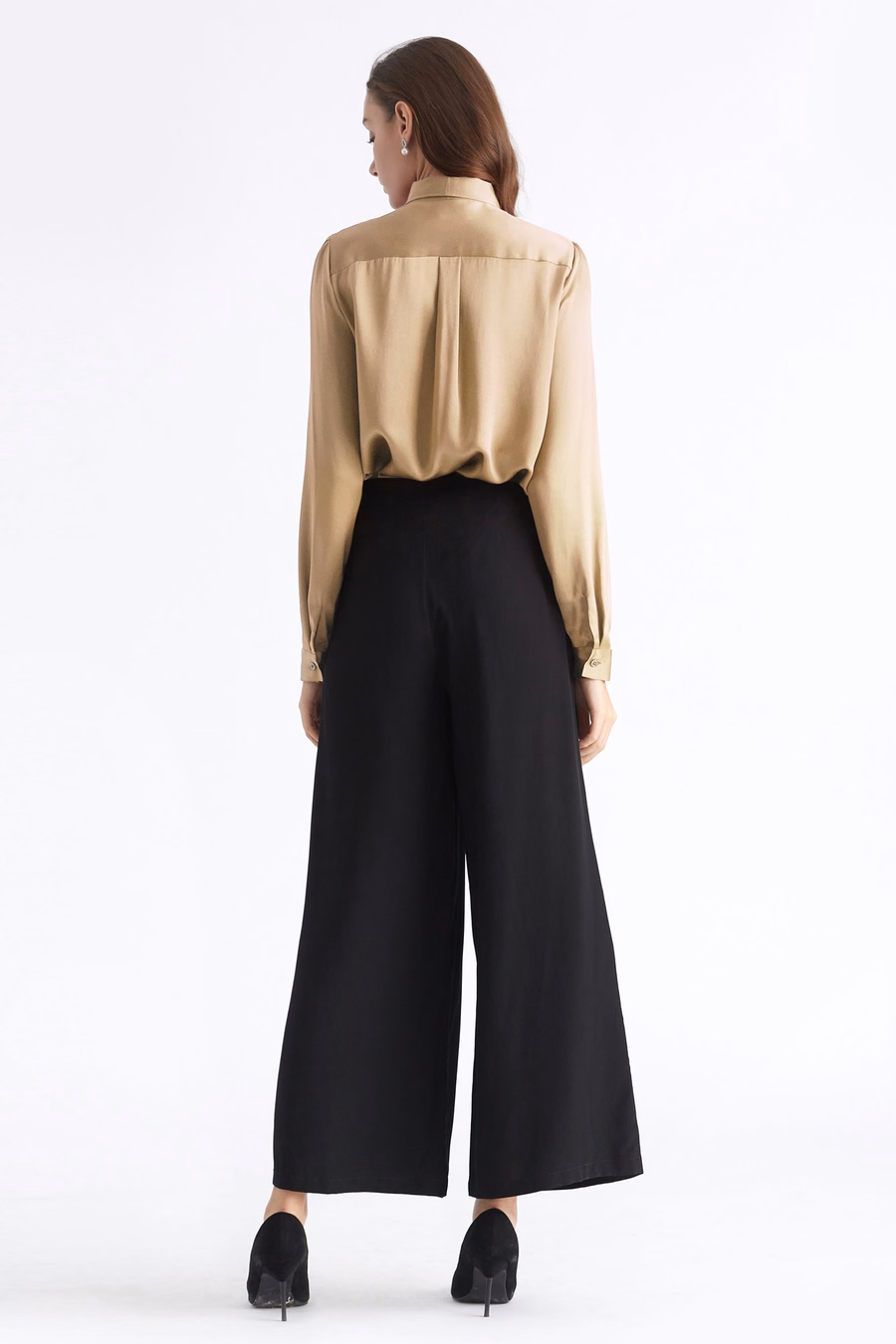 Blouse en soie avec nœud papillon pour femmes