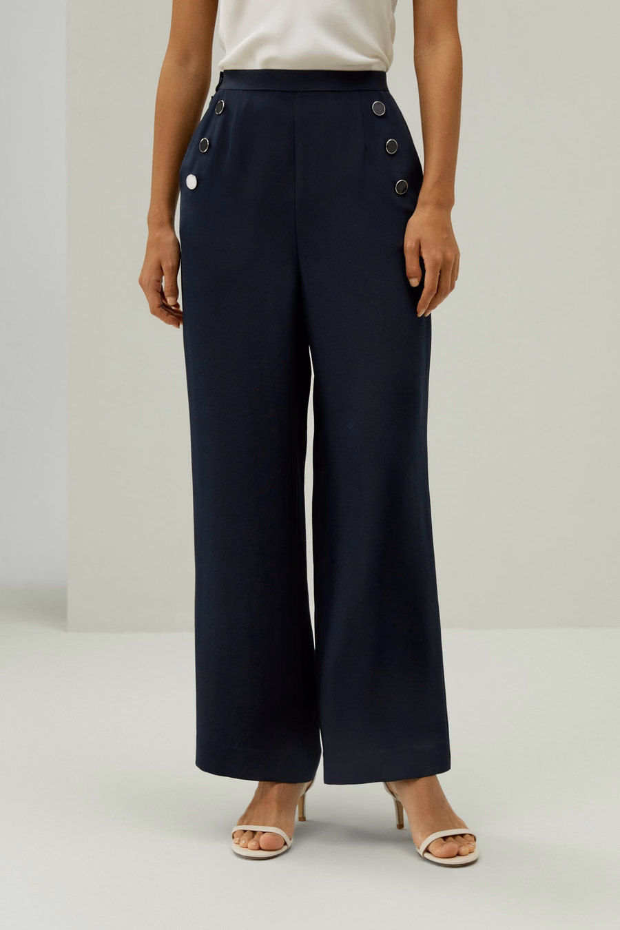 Pantalons cropped inspirés de l'univers nautique