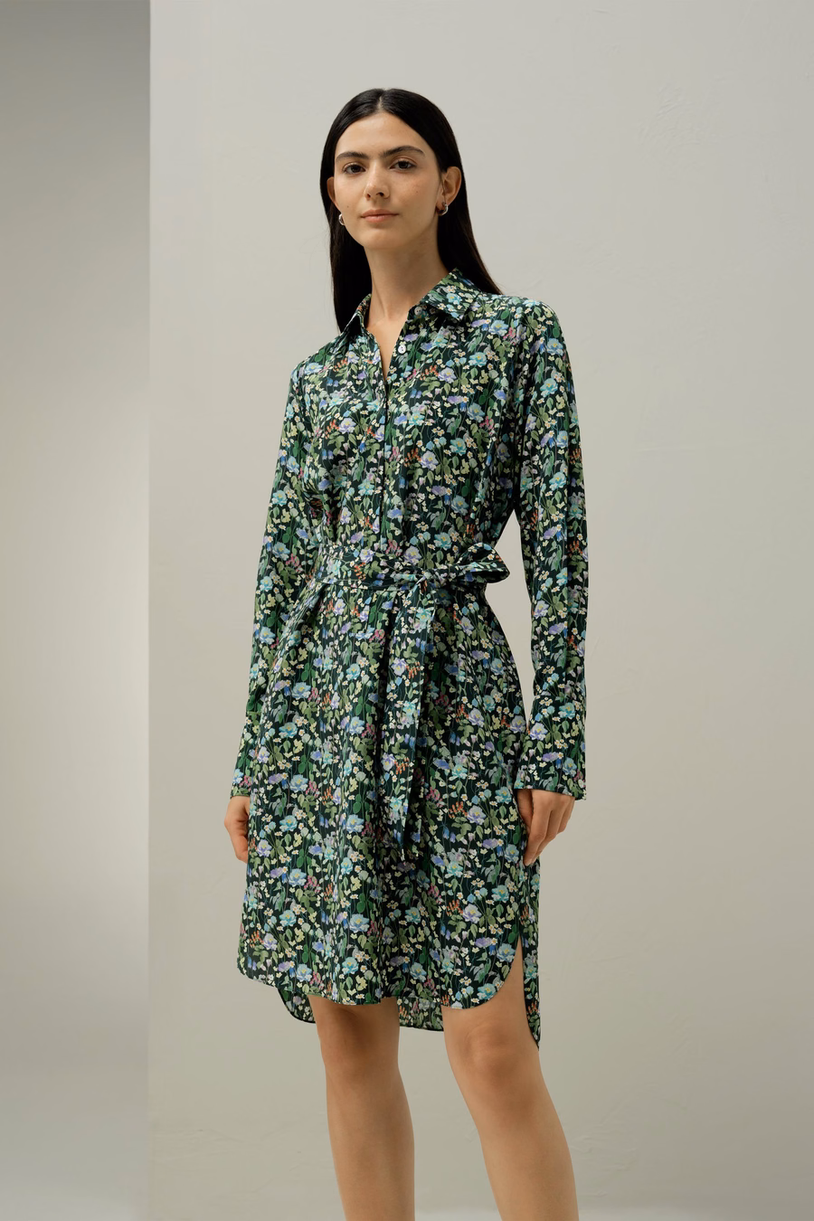 Robe chemise mi-longue forêt féerique - Fabriquée avec du tissu Liberty