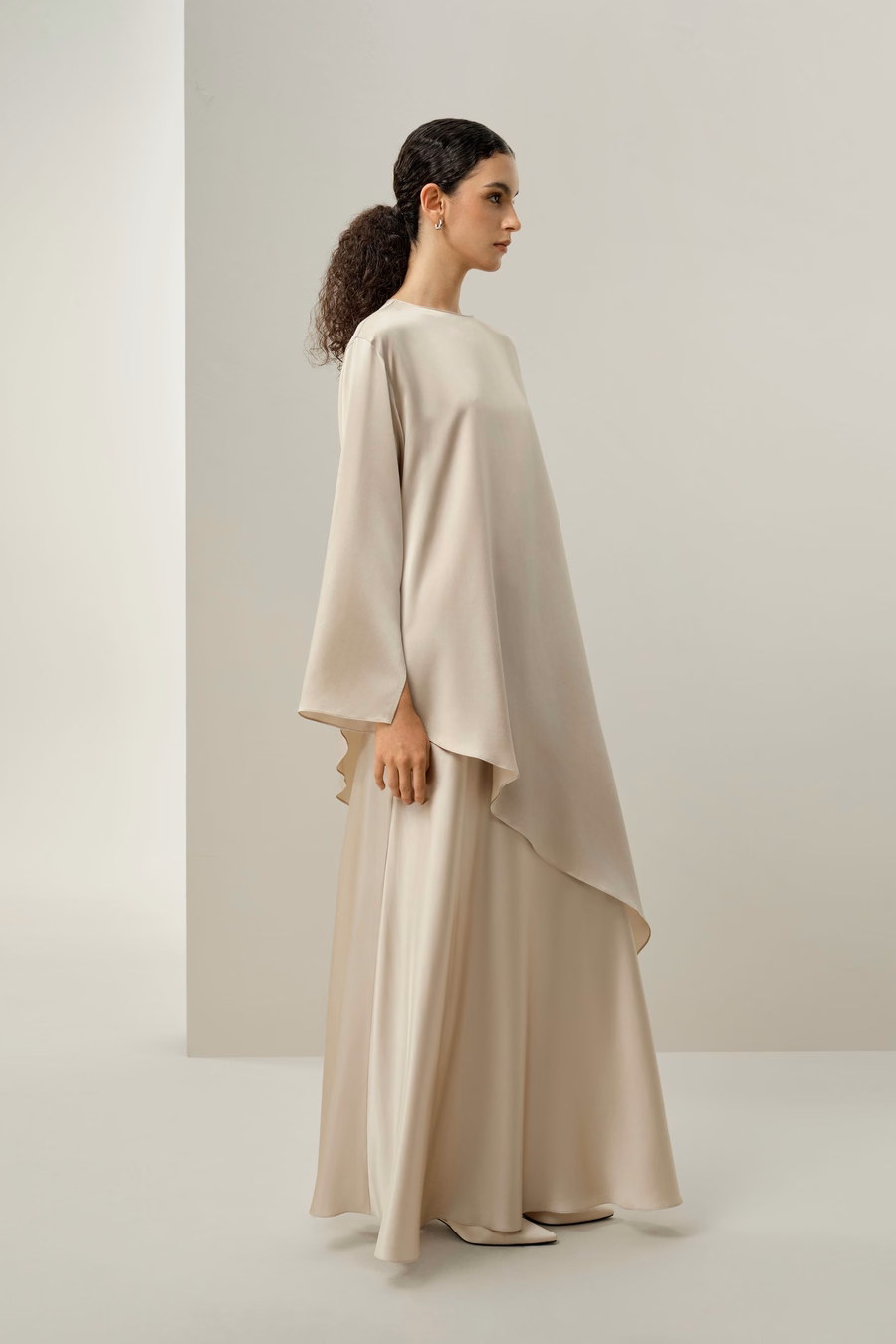 Tunique asymétrique en charmeuse de soie