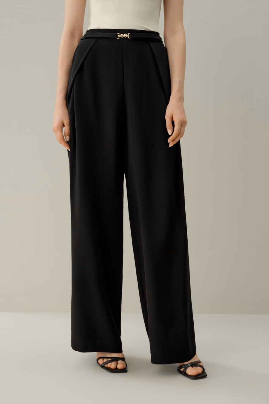 Pantalon large en crêpe lourd extensible