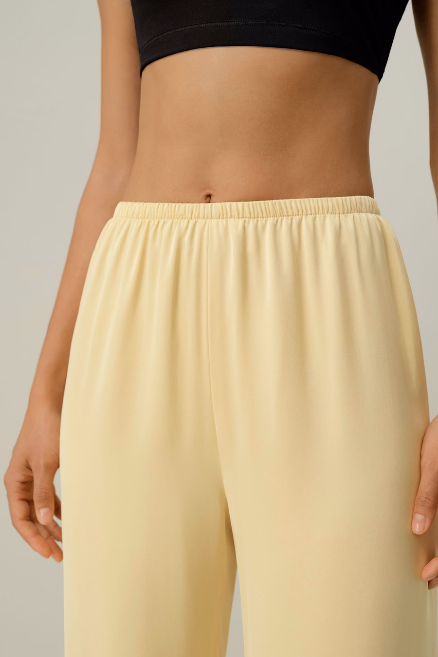 Pantalons droit en georgette de soie extensible