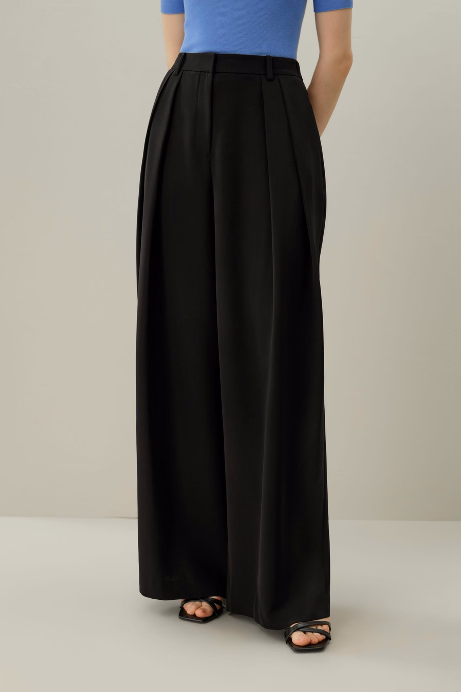 Pantalon large en crépon de soie extensible