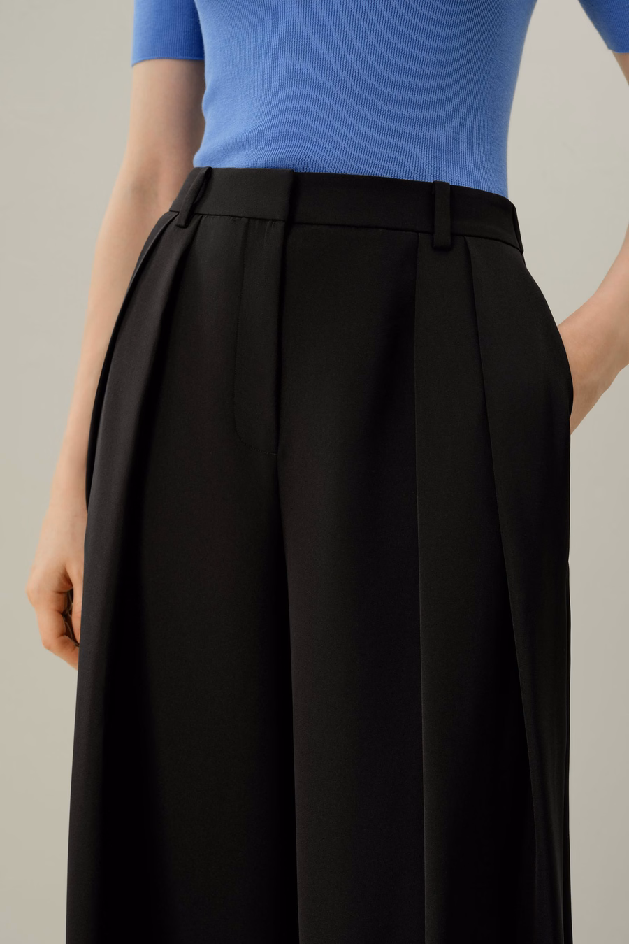 Pantalon large en crépon de soie extensible