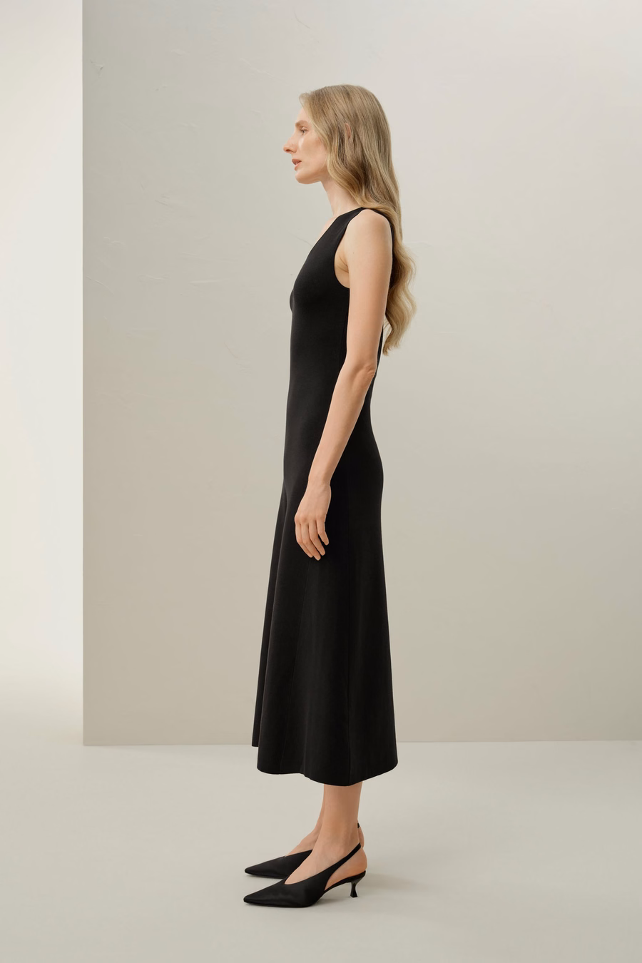 Robe Tricotée en Soie-Viscose à Col en V Soleil