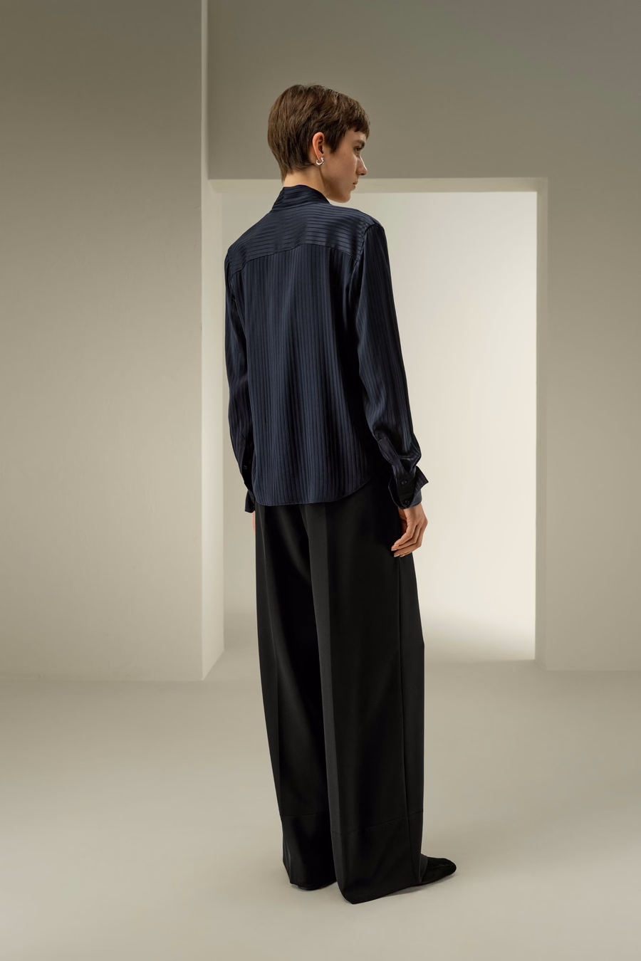 Blouse en soie avec un ruban détachable
