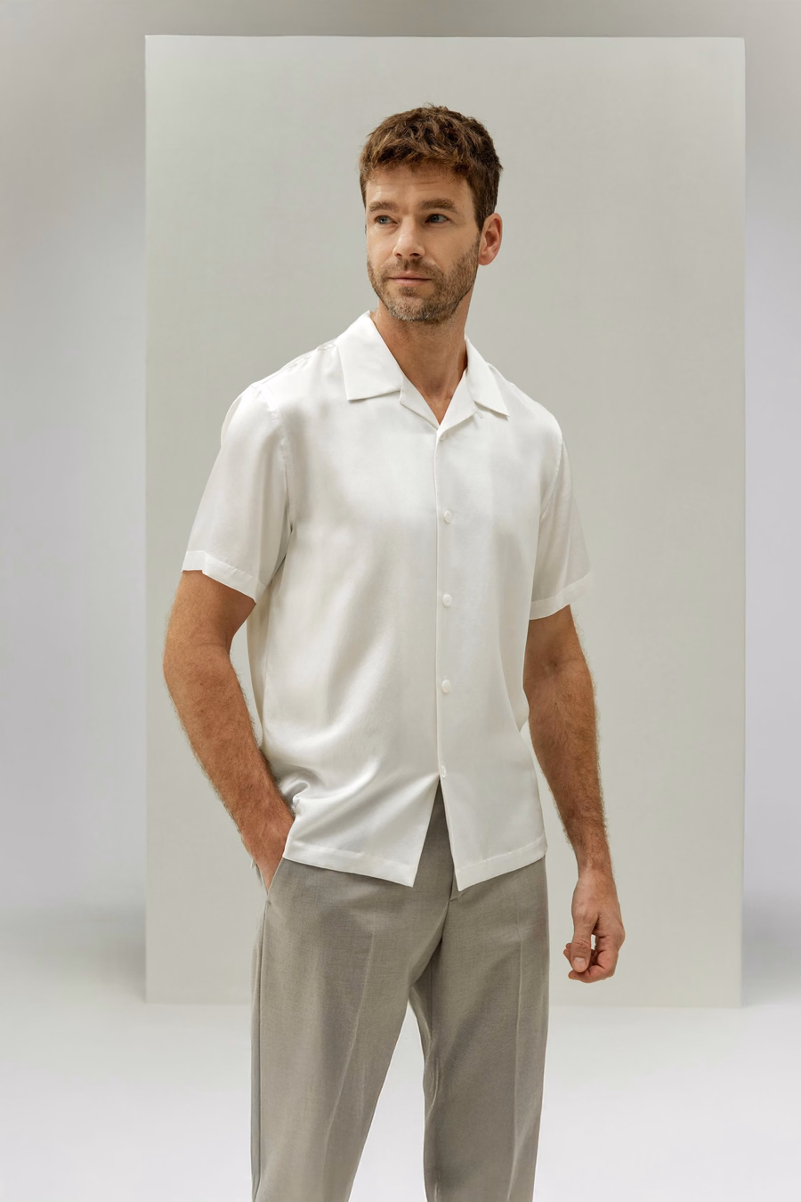 Chemise de camp en soie pour hommes