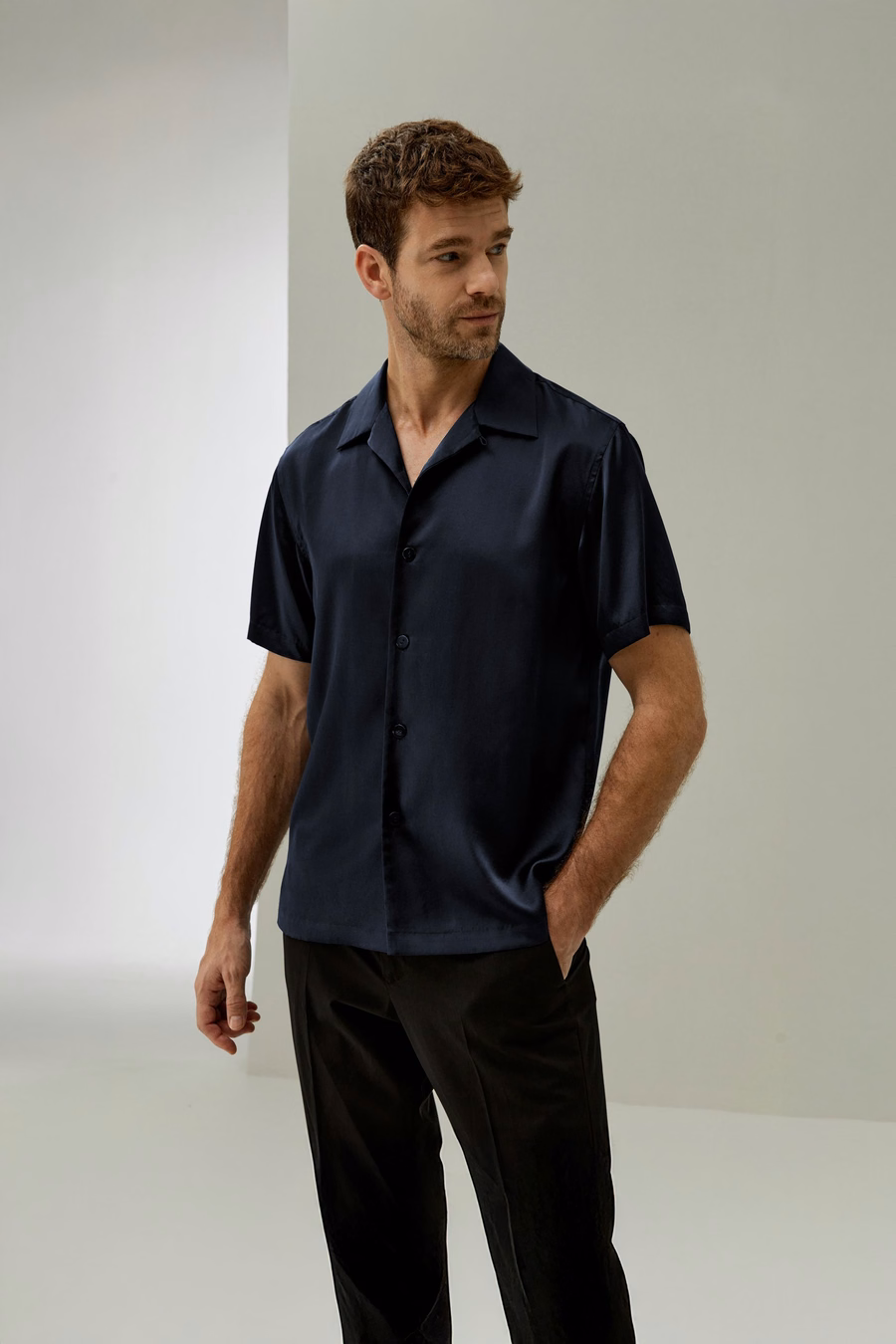 Chemise de camp en soie pour hommes