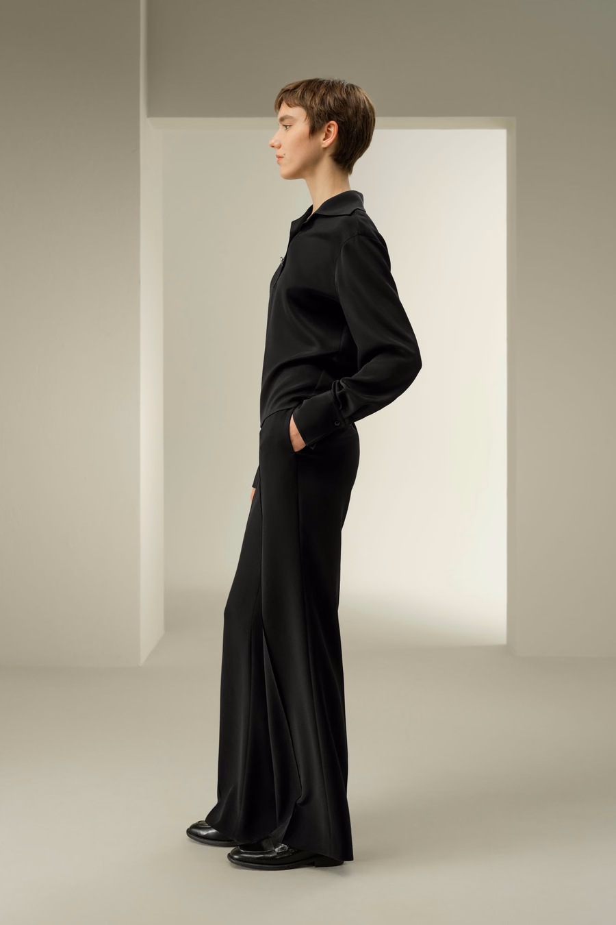 Blouse popover en soie stretch de luxe