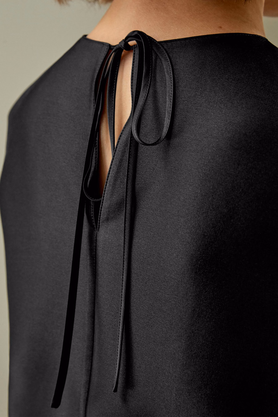 Blouse en soie décontractée à col rond