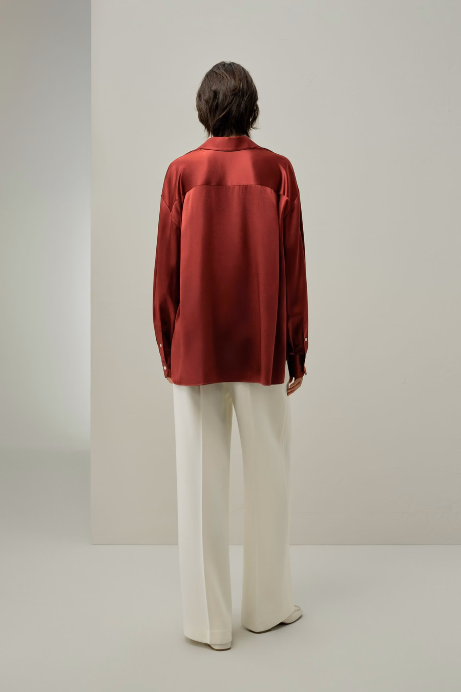 Chemise en soie oversize écarlate