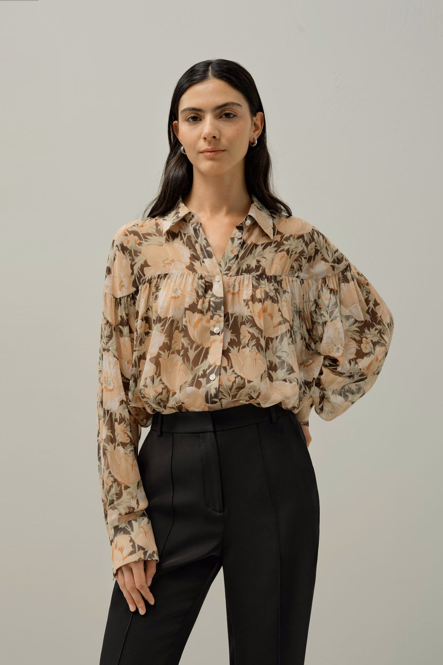Blouse en soie Poppy Parade - Fabriquée avec du tissu Liberty