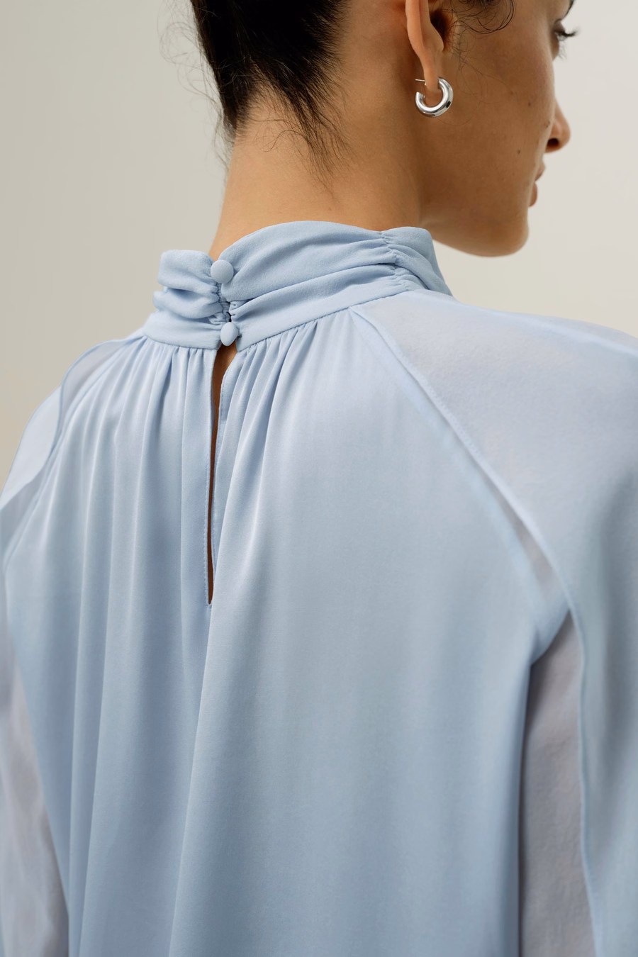 Blouse à manches lanternes et fente sur le côté