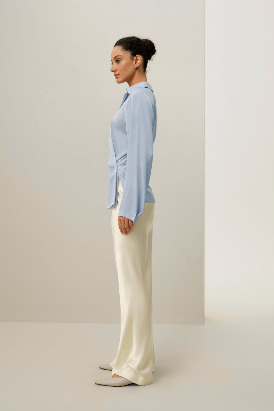 Chemise en Soie Multipositions