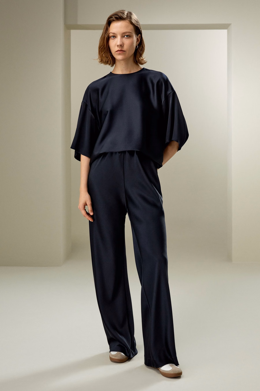 Blouse en soie décontractée à col rond