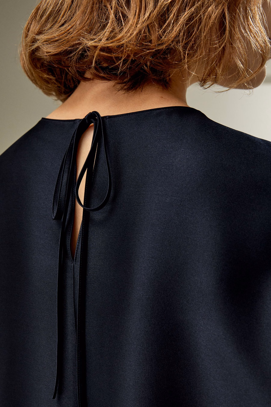 Blouse en soie décontractée à col rond