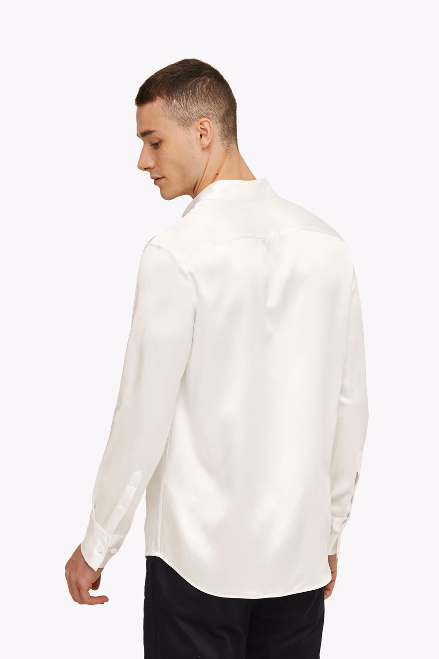 Chemise de base en soie de mûrier pour hommes