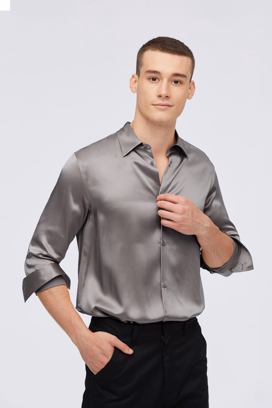 Chemise de base en soie de mûrier pour hommes