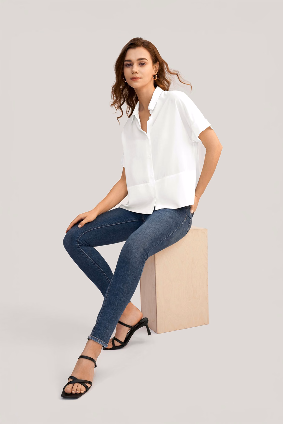 T-shirt en soie à manches courtes décontracté et ample